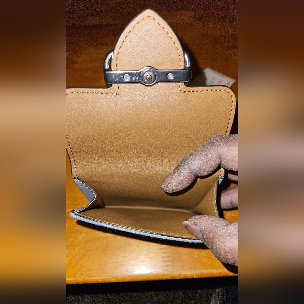 Coach Small Morgan Wallet in Signature Chambray - Picture 5 of 5